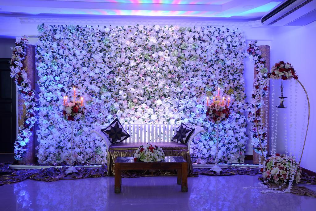 Mount Breeze Hotel Dehiwala-Mount Lavinia Dış mekan fotoğraf