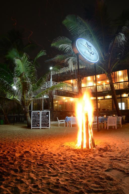 Mount Breeze Hotel Dehiwala-Mount Lavinia Dış mekan fotoğraf