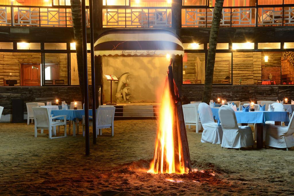 Mount Breeze Hotel Dehiwala-Mount Lavinia Dış mekan fotoğraf