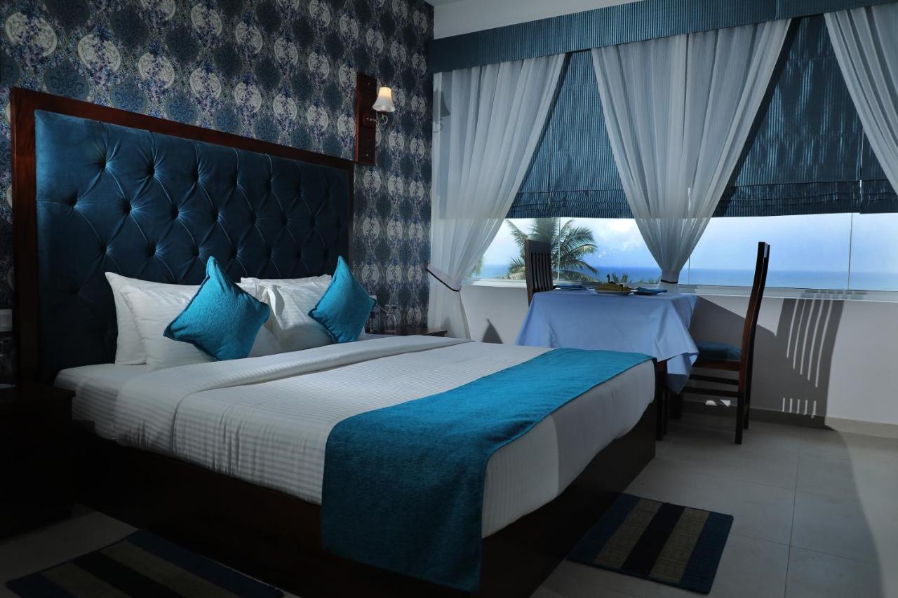 Mount Breeze Hotel Dehiwala-Mount Lavinia Dış mekan fotoğraf