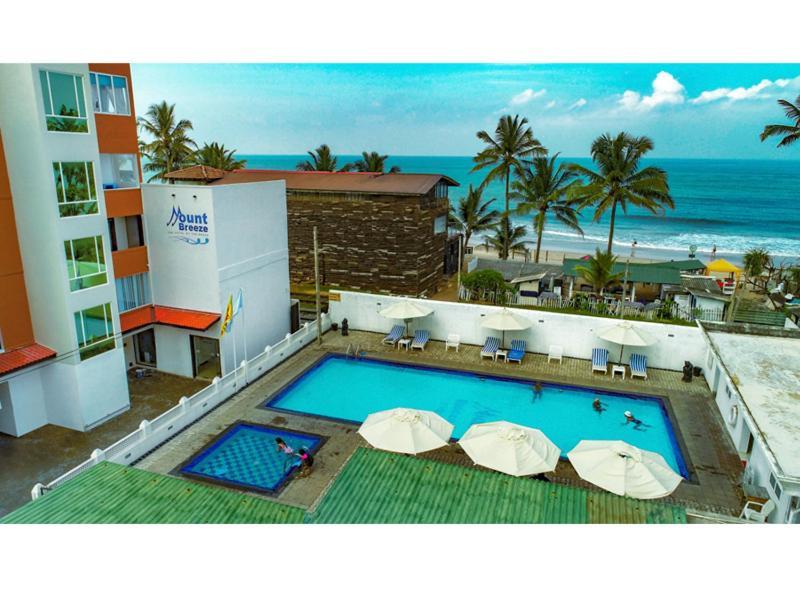 Mount Breeze Hotel Dehiwala-Mount Lavinia Dış mekan fotoğraf