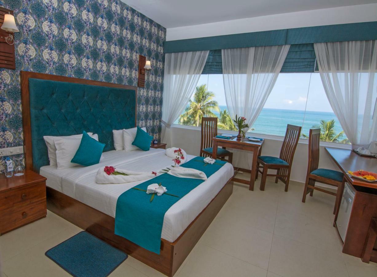 Mount Breeze Hotel Dehiwala-Mount Lavinia Dış mekan fotoğraf