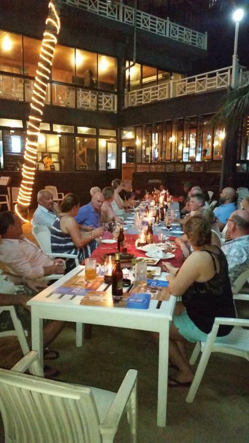 Mount Breeze Hotel Dehiwala-Mount Lavinia Dış mekan fotoğraf